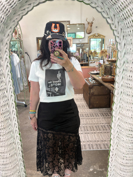 Desert Inn Motel Graphic T