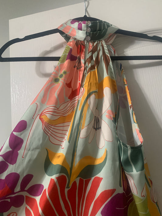 Floral Neckline Top