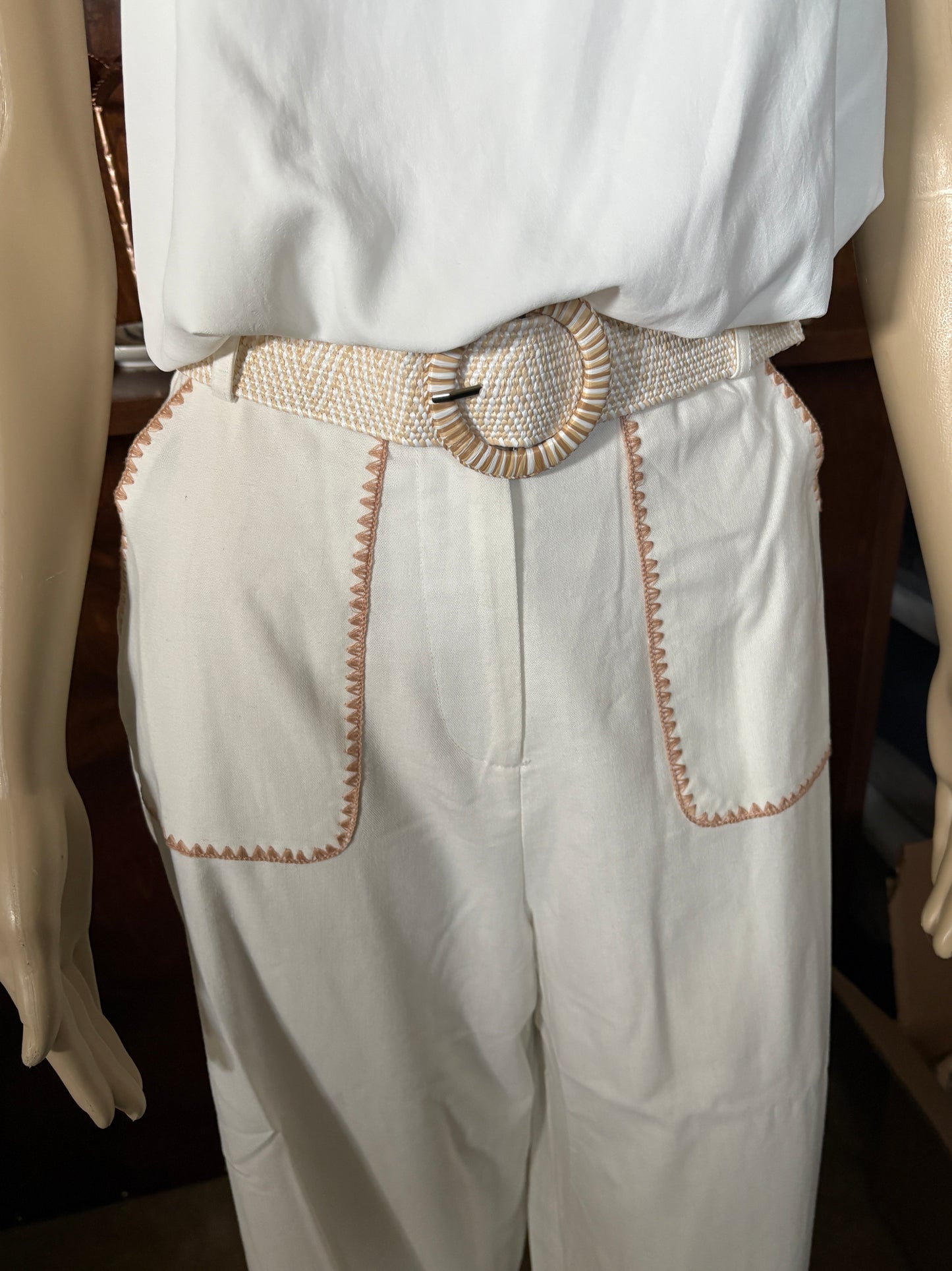 Linen Pant with Embroidery Detail