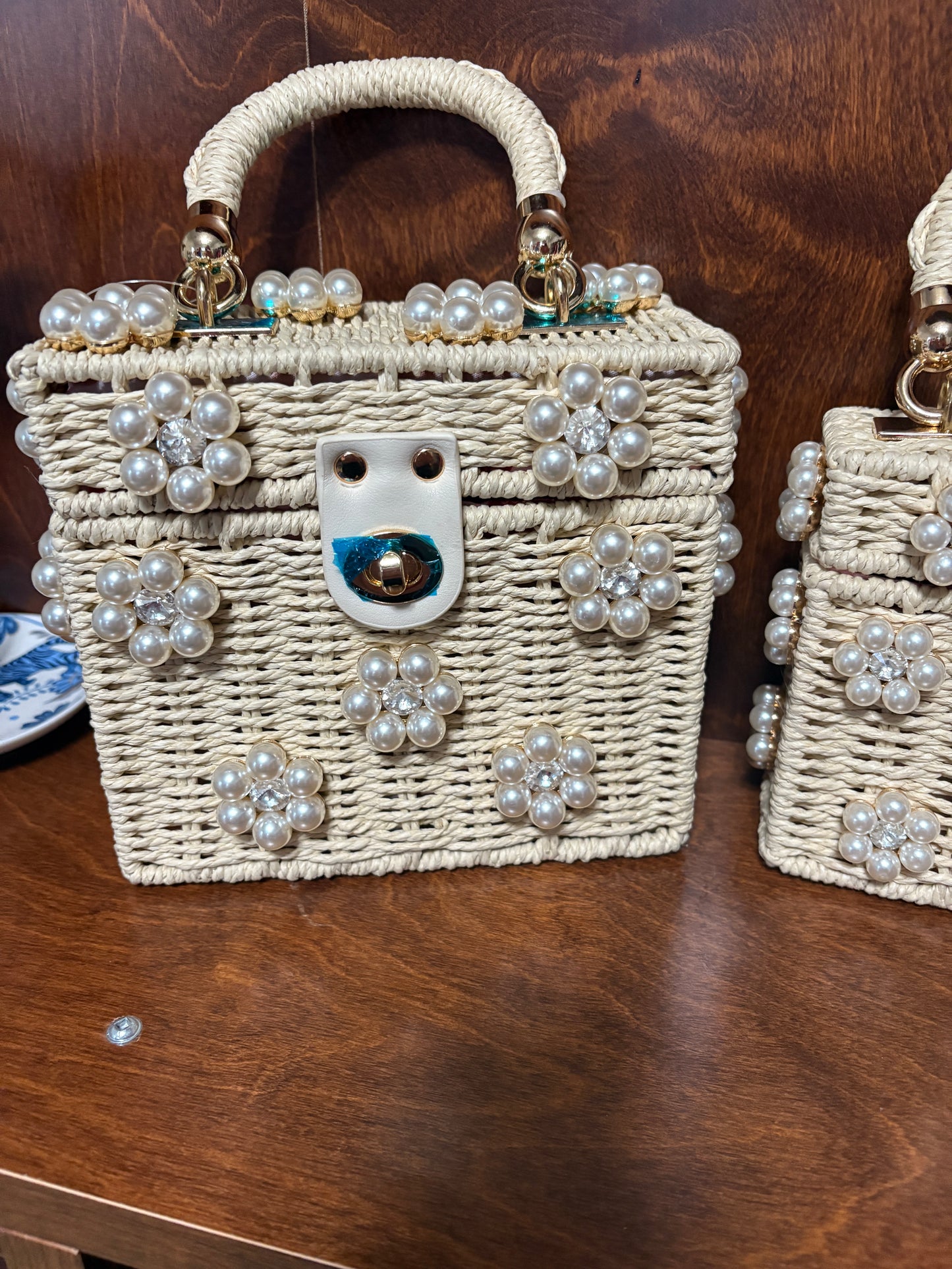 Cream Daisy Flower Purse