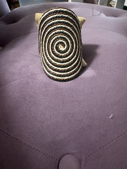 Brown/White Swirl Raffia Bracelet